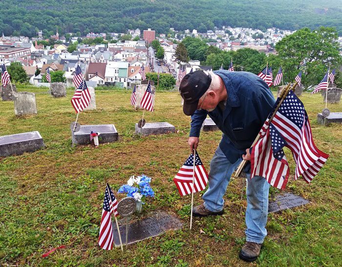 Soldiers Circle flag planting